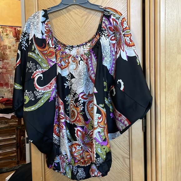 Paula kc multicolor blouse size large - Picture 3 of 9